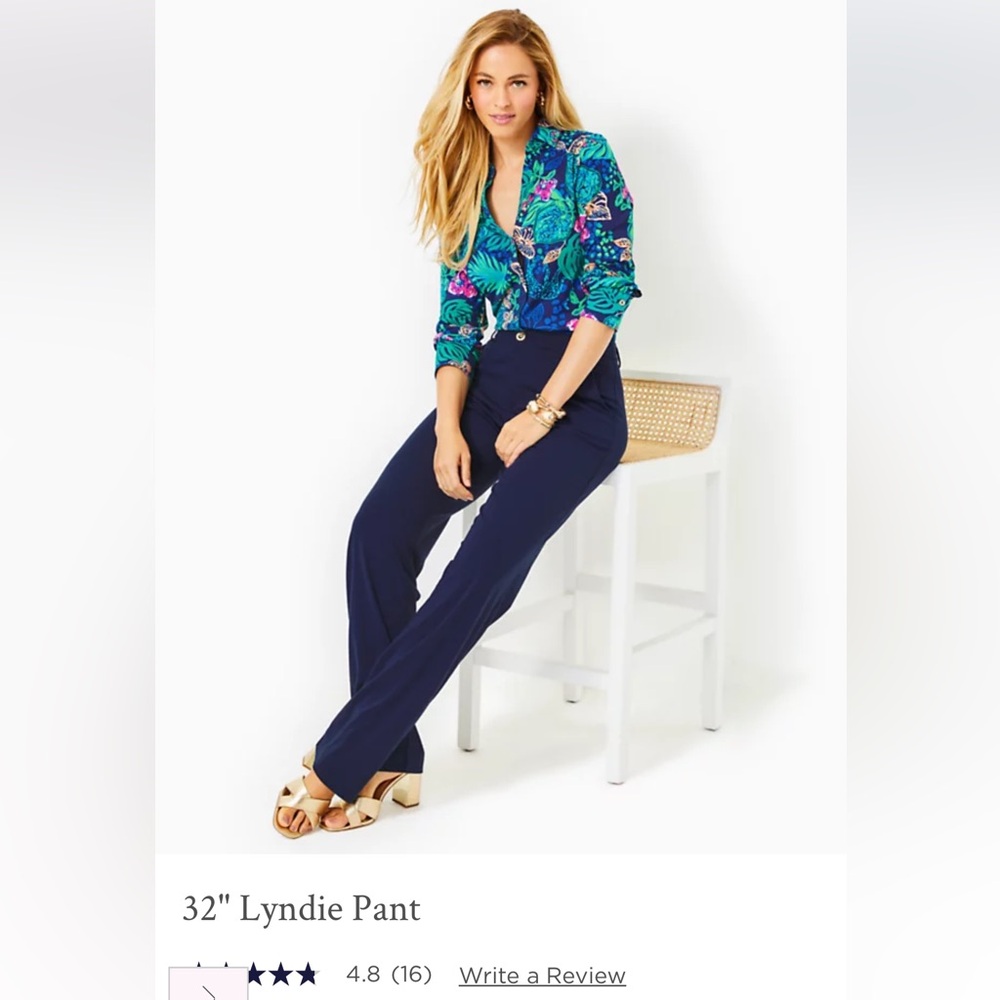 NWT 32 inch Lyndie Pant Navy Size 10
💙⭐️💙⭐️